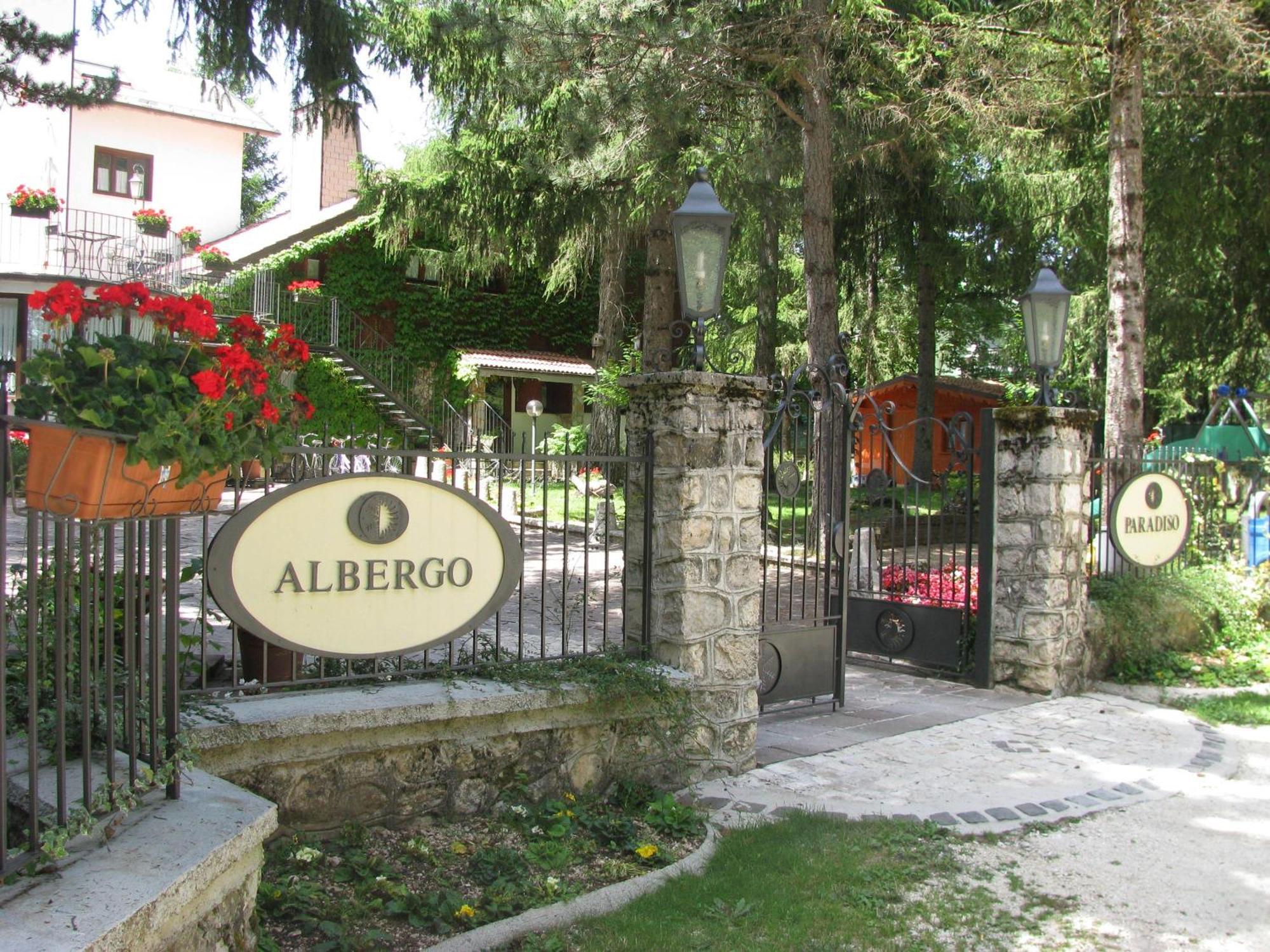 Lh Albergo Il Paradiso Pescasseroli Εξωτερικό φωτογραφία