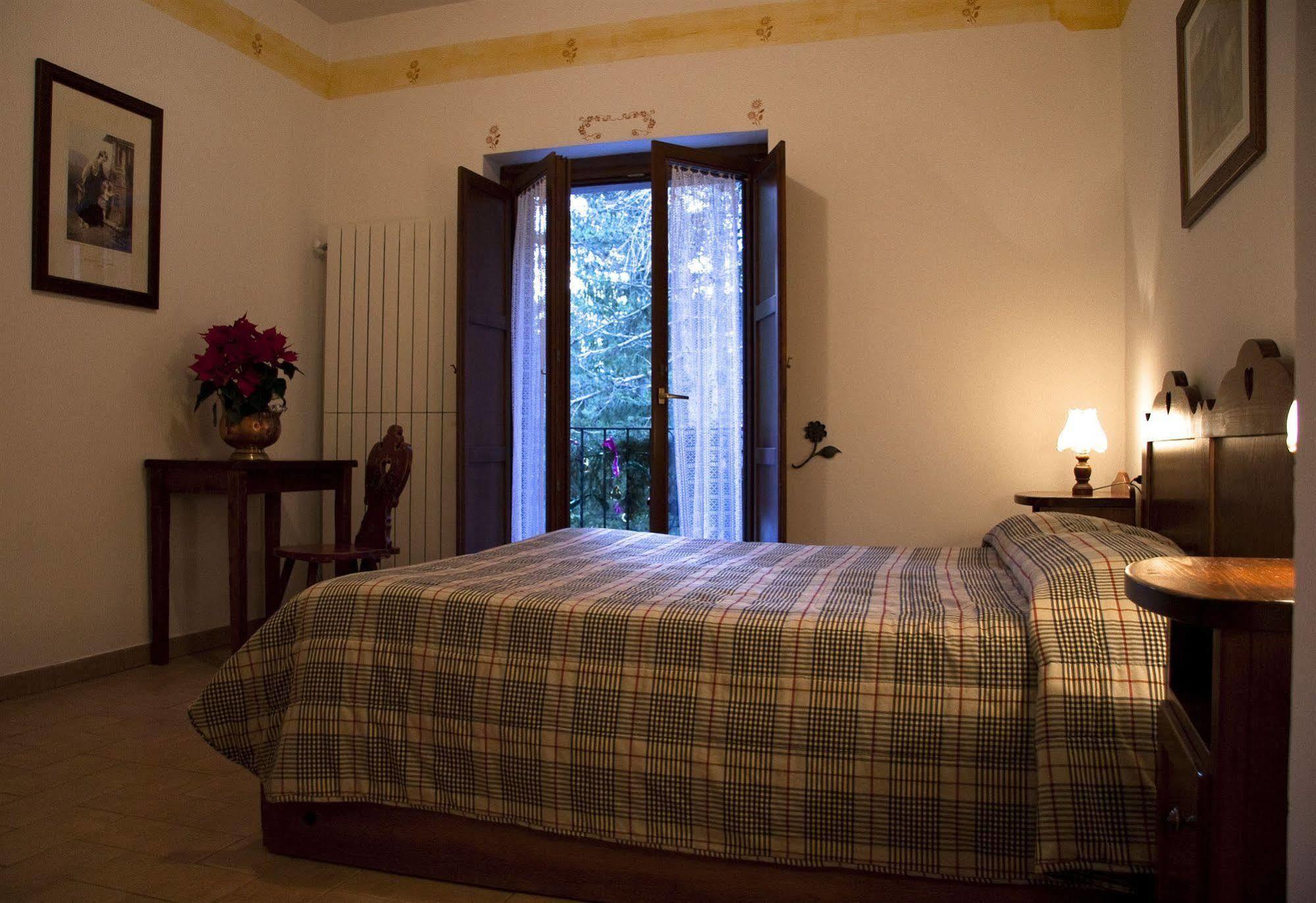 Lh Albergo Il Paradiso Pescasseroli Εξωτερικό φωτογραφία